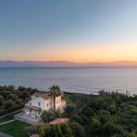 Iomi Terra & Mare Villa