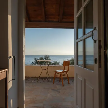 Iomi Terra & Mare Villa
